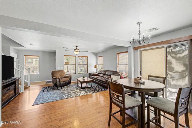 5815 E Grove Avenue, Mesa, AZ 85206