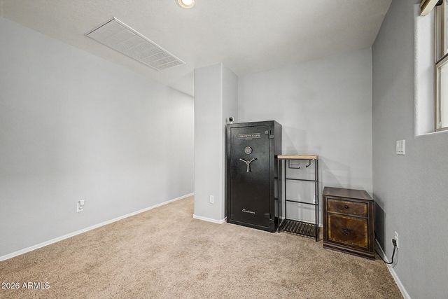 5815 E Grove Avenue, Mesa, AZ 85206