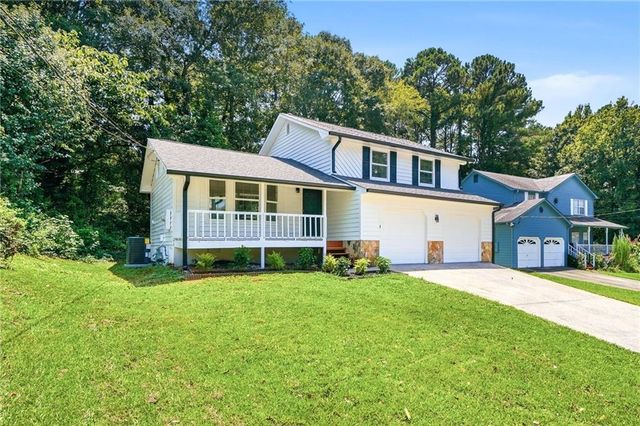 5641 Clifton Place, Stone Mountain, GA 30087
