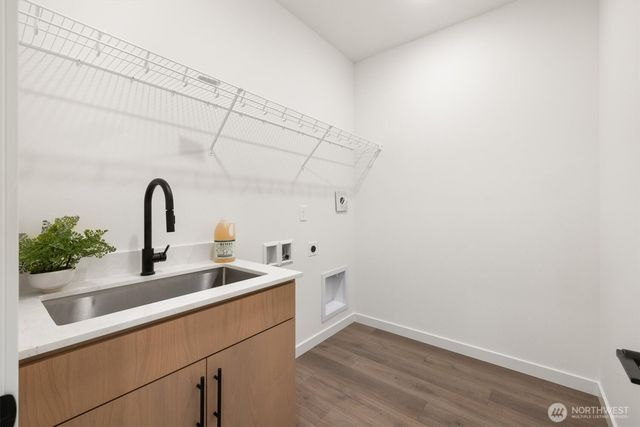 151 E Airedale Avenue, La Center, WA 98629