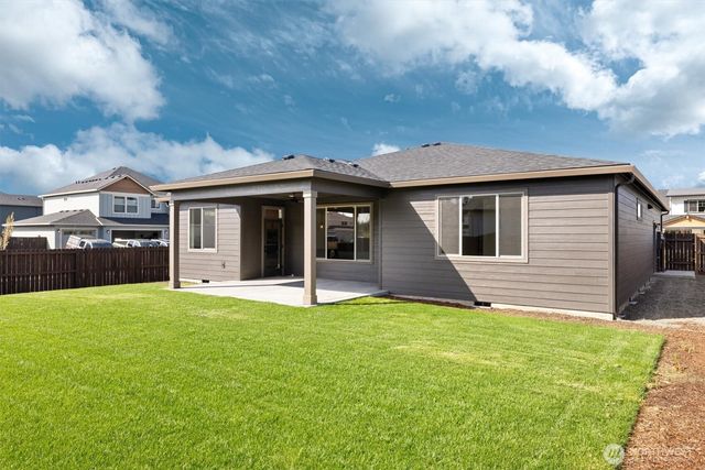 151 E Airedale Avenue, La Center, WA 98629