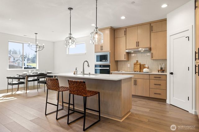 151 E Airedale Avenue, La Center, WA 98629