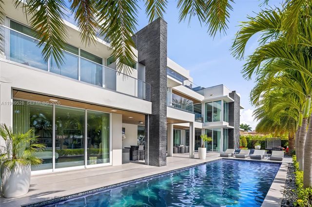 650 Royal Plaza Drive, Fort Lauderdale, FL 33301