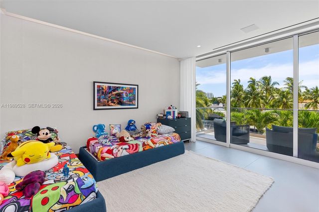 650 Royal Plaza Drive, Fort Lauderdale, FL 33301