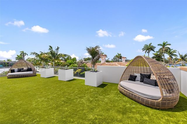 650 Royal Plaza Drive, Fort Lauderdale, FL 33301