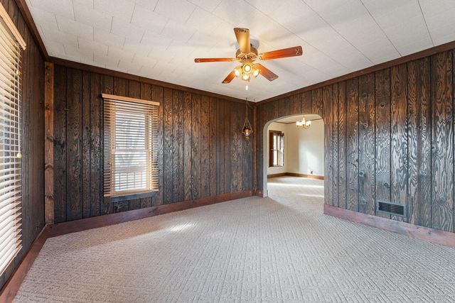 102 S Albert Avenue, Reedsburg, WI 53959