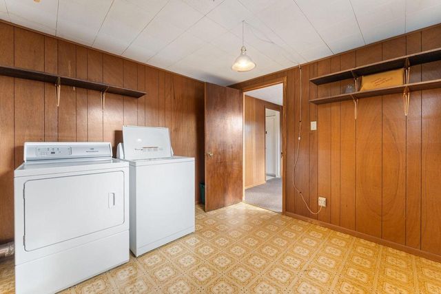 102 S Albert Avenue, Reedsburg, WI 53959