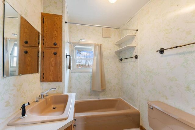 102 S Albert Avenue, Reedsburg, WI 53959