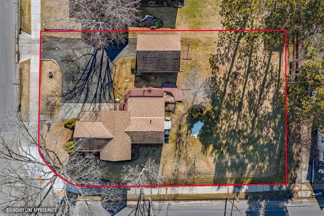 102 S Albert Avenue, Reedsburg, WI 53959