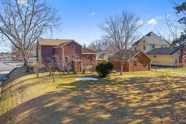 102 S Albert Avenue, Reedsburg, WI 53959