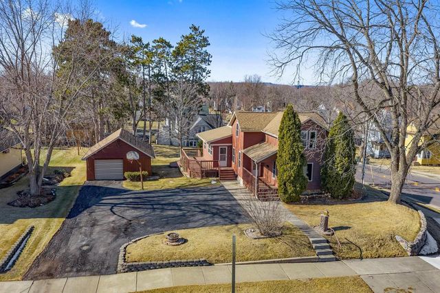 102 S Albert Avenue, Reedsburg, WI 53959