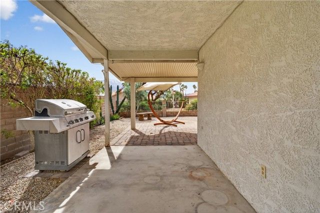9671 Hoylake, Desert Hot Springs, CA 92240