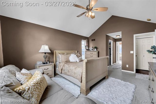 1086 Williamson Circle, Pontiac, MI 48340