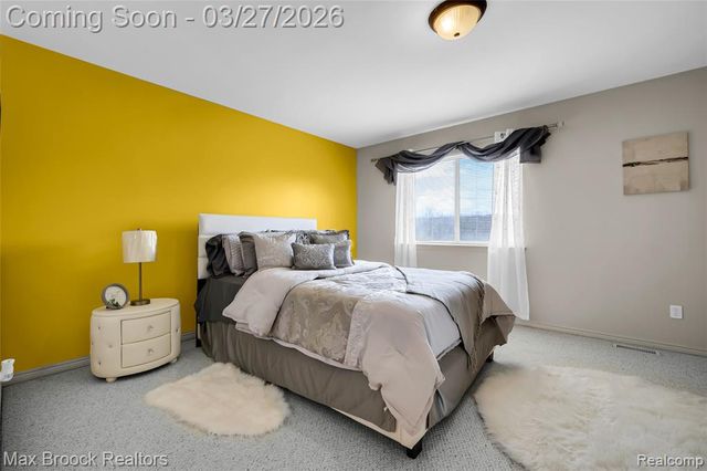 1086 Williamson Circle, Pontiac, MI 48340