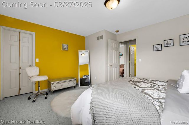 1086 Williamson Circle, Pontiac, MI 48340