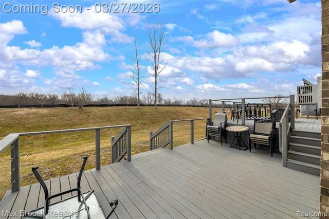 1086 Williamson Circle, Pontiac, MI 48340