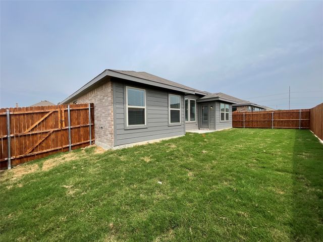 5808 Utopia Drive, Fort Worth, TX 76179