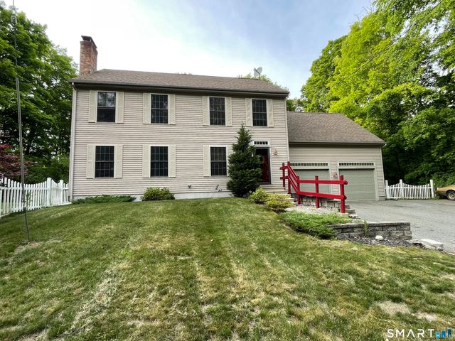 560 South Frontage Road, Killingly, CT 06239