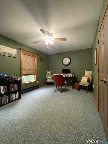 560 South Frontage Road, Killingly, CT 06239
