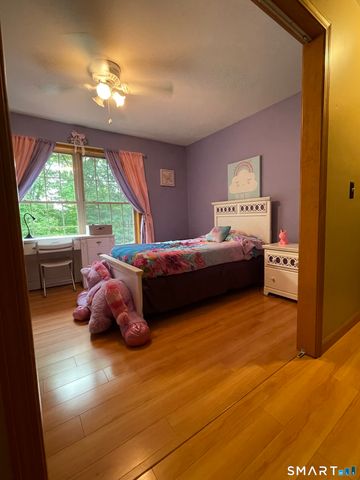 560 South Frontage Road, Killingly, CT 06239