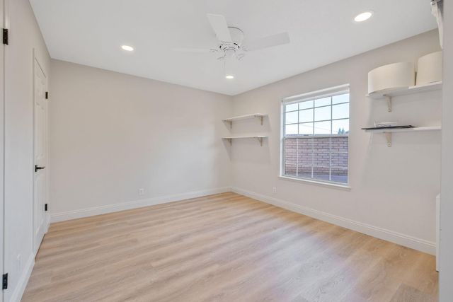 2033 Alluvial Avenue, Clovis, CA 93611