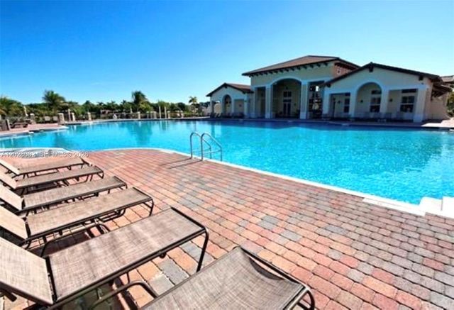 22541 SW 88th Place 1056, Cutler Bay, FL 33190