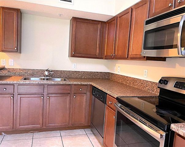 22541 SW 88th Place 1056, Cutler Bay, FL 33190
