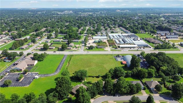 00 Wedington Drive, Fayetteville, AR 72704