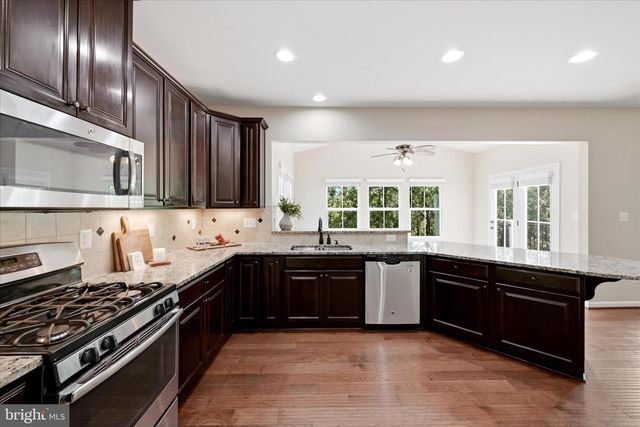 134 ATLANTIS LN, Lake Frederick, VA 22630