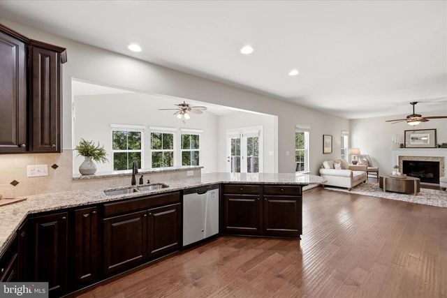 134 ATLANTIS LN, Lake Frederick, VA 22630