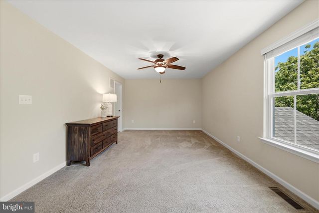 134 ATLANTIS LN, Lake Frederick, VA 22630