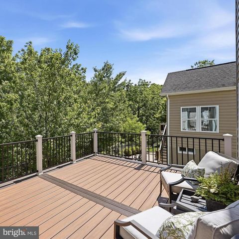 134 ATLANTIS LN, Lake Frederick, VA 22630