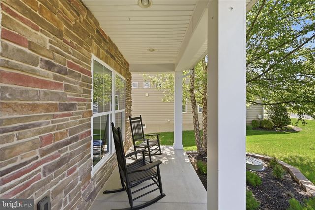 134 ATLANTIS LN, Lake Frederick, VA 22630