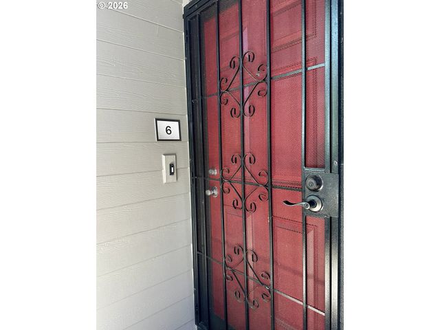 12634 Nw BARNES Rd 6, Portland, OR 97229