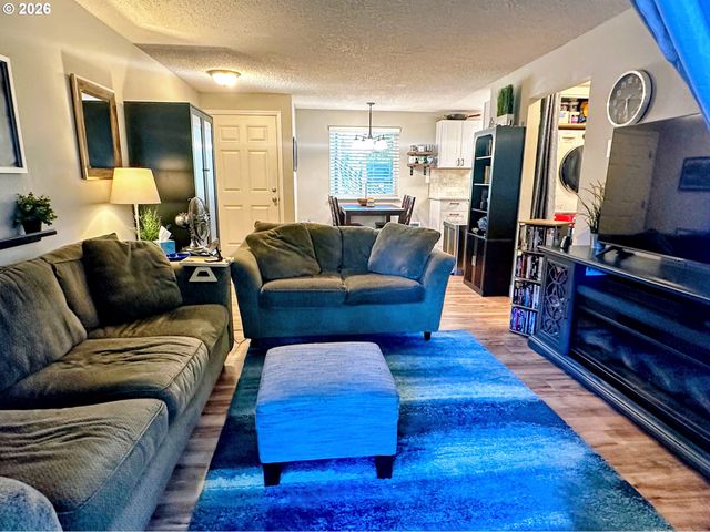 12634 Nw BARNES Rd 6, Portland, OR 97229