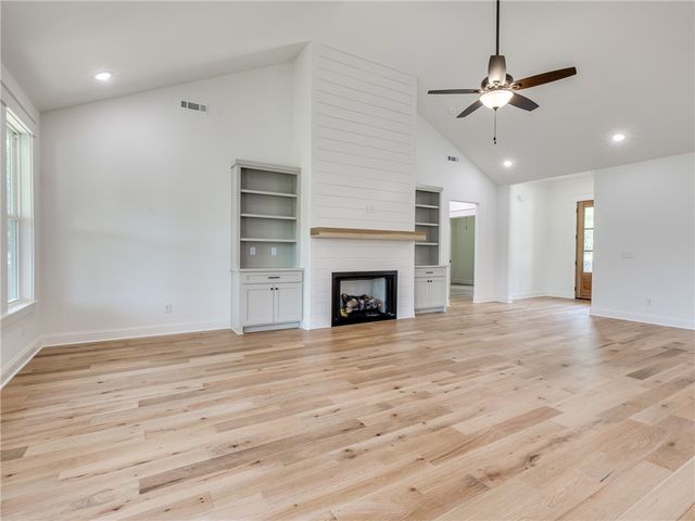 10 Errol Lane, Bella Vista, AR 72715