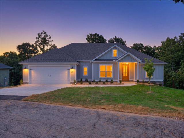 10 Errol Lane, Bella Vista, AR 72715