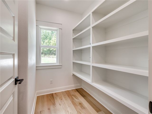 10 Errol Lane, Bella Vista, AR 72715