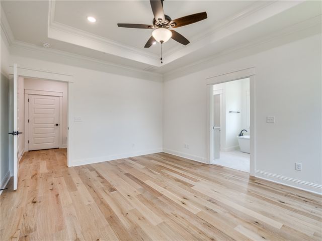 10 Errol Lane, Bella Vista, AR 72715