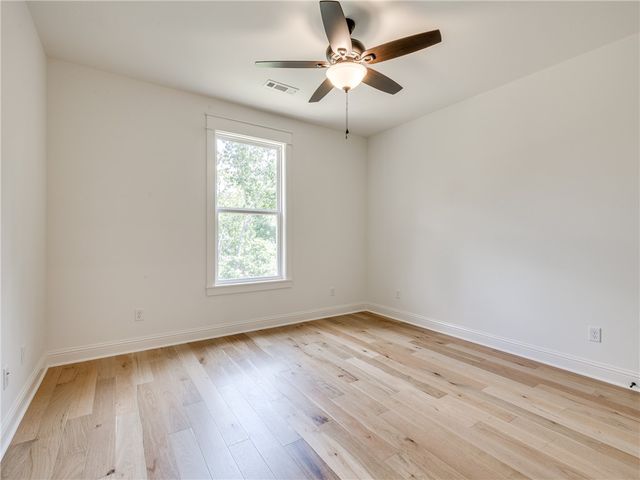 10 Errol Lane, Bella Vista, AR 72715