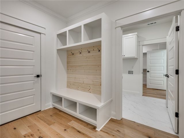 10 Errol Lane, Bella Vista, AR 72715