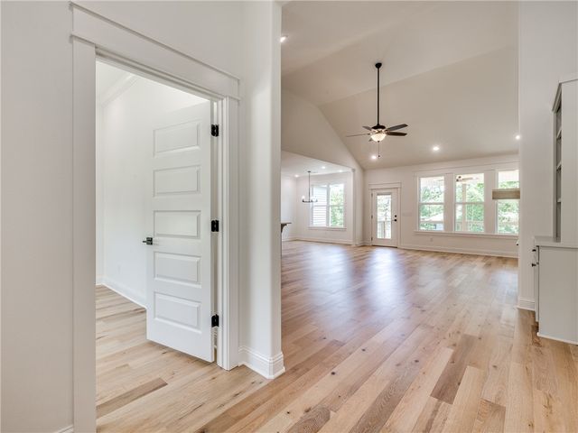 10 Errol Lane, Bella Vista, AR 72715