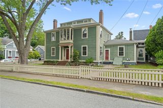 33 Liberty Street, Warren, RI 02885