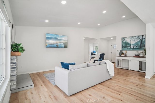 6461 Sundance, Huntington Beach, CA 92647