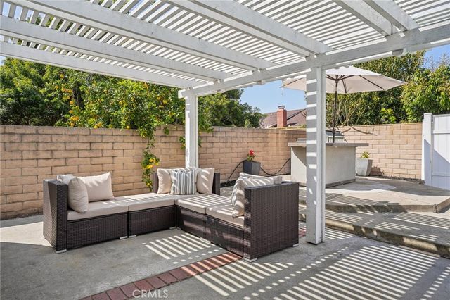 6461 Sundance, Huntington Beach, CA 92647