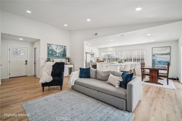 6461 Sundance, Huntington Beach, CA 92647