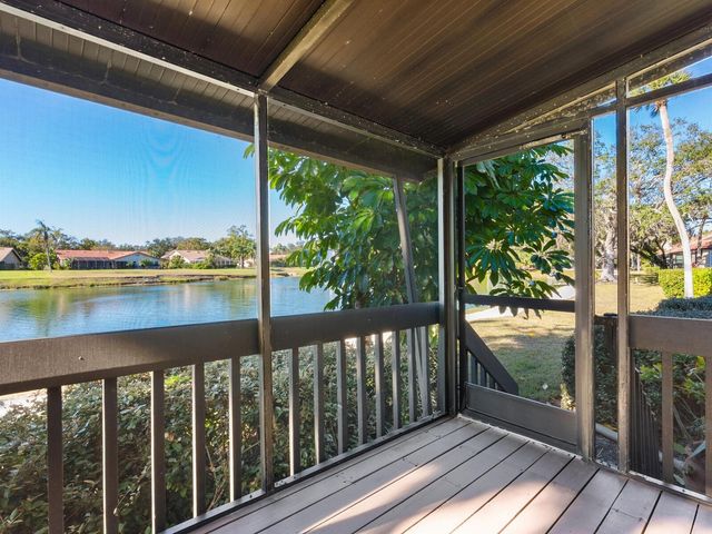 4372 TRAILS DRIVE 15-1, Sarasota, FL 34232