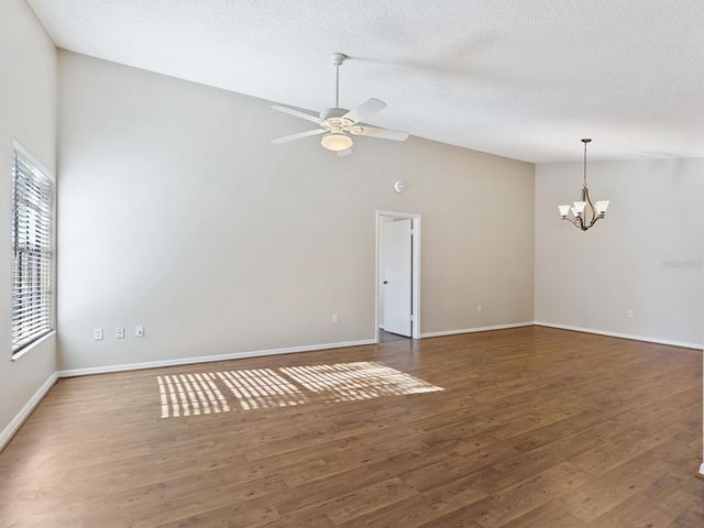 4372 TRAILS DRIVE 15-1, Sarasota, FL 34232