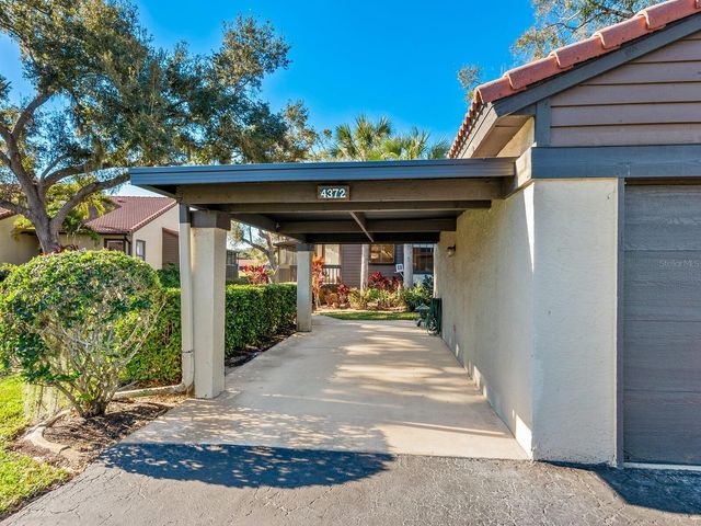4372 TRAILS DRIVE 15-1, Sarasota, FL 34232