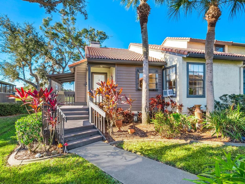 4372 TRAILS DRIVE 15-1, Sarasota, FL 34232